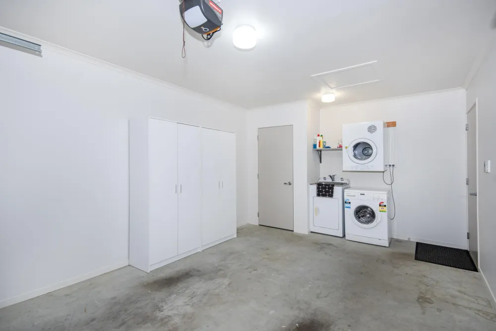 Photos of 6 Cobble Lane