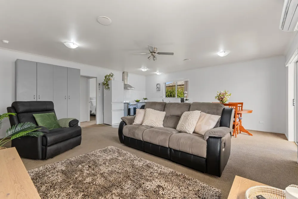 Photos of 6 Cobble Lane