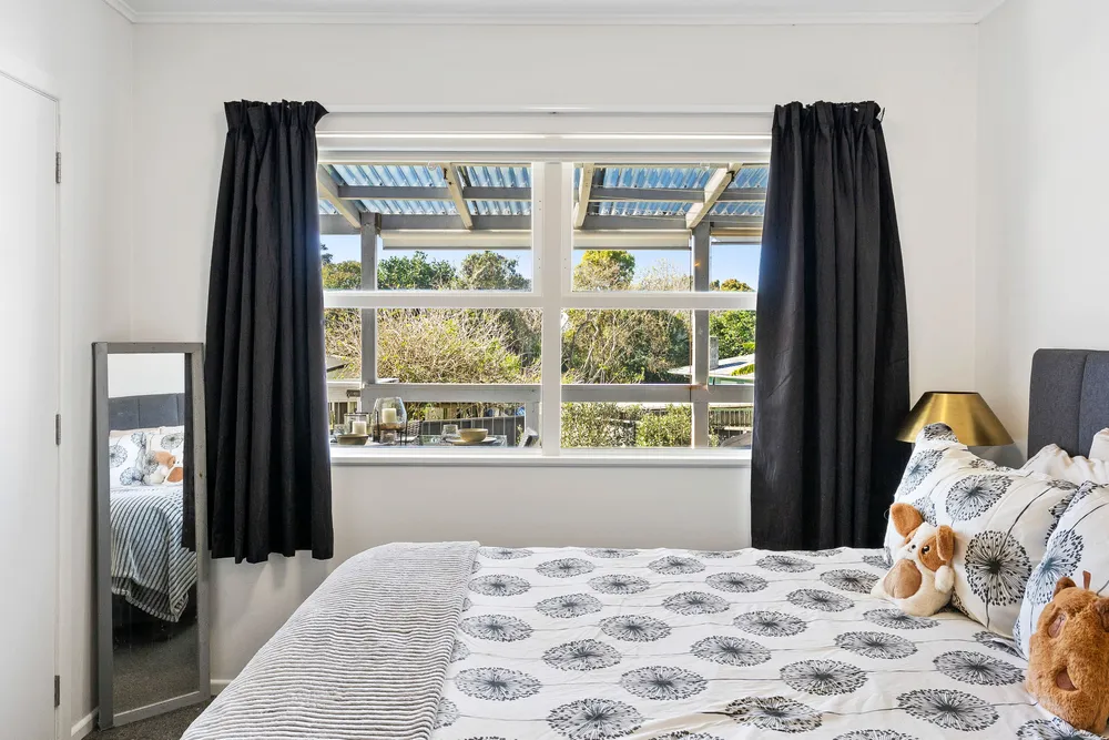 Photos of 22 Rosalind Road