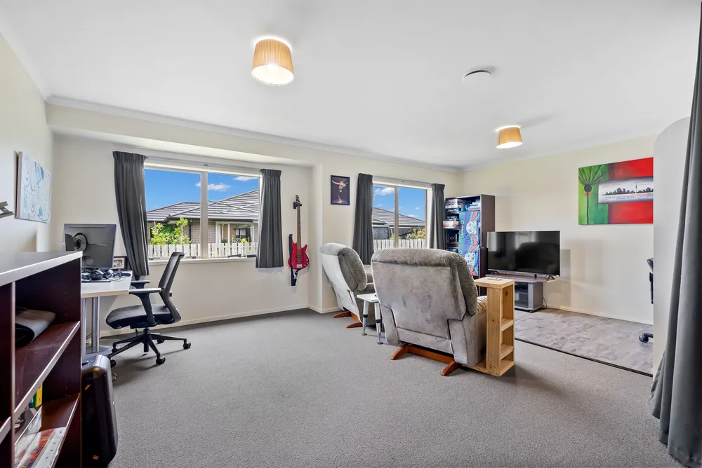 Photos of 16 O'Farrell Drive