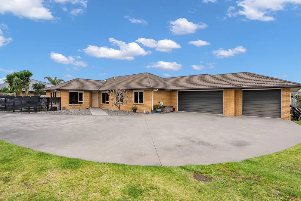 Photo of 16 O'Farrell Drive, One Tree Point