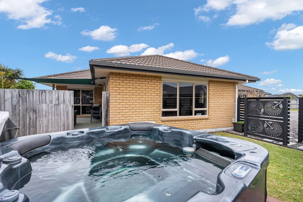 Photos of 16 O'Farrell Drive