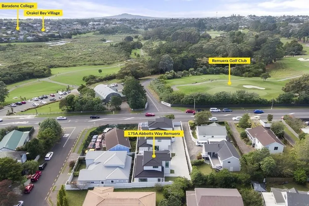 Photos of 175A Abbotts Way
