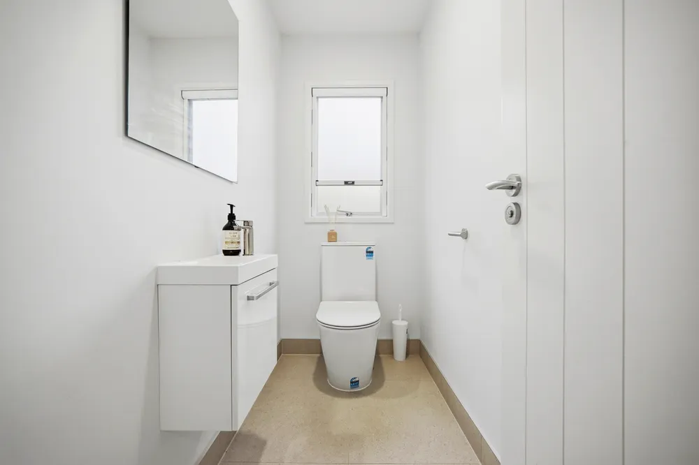 Photos of 49B Merriefield Avenue