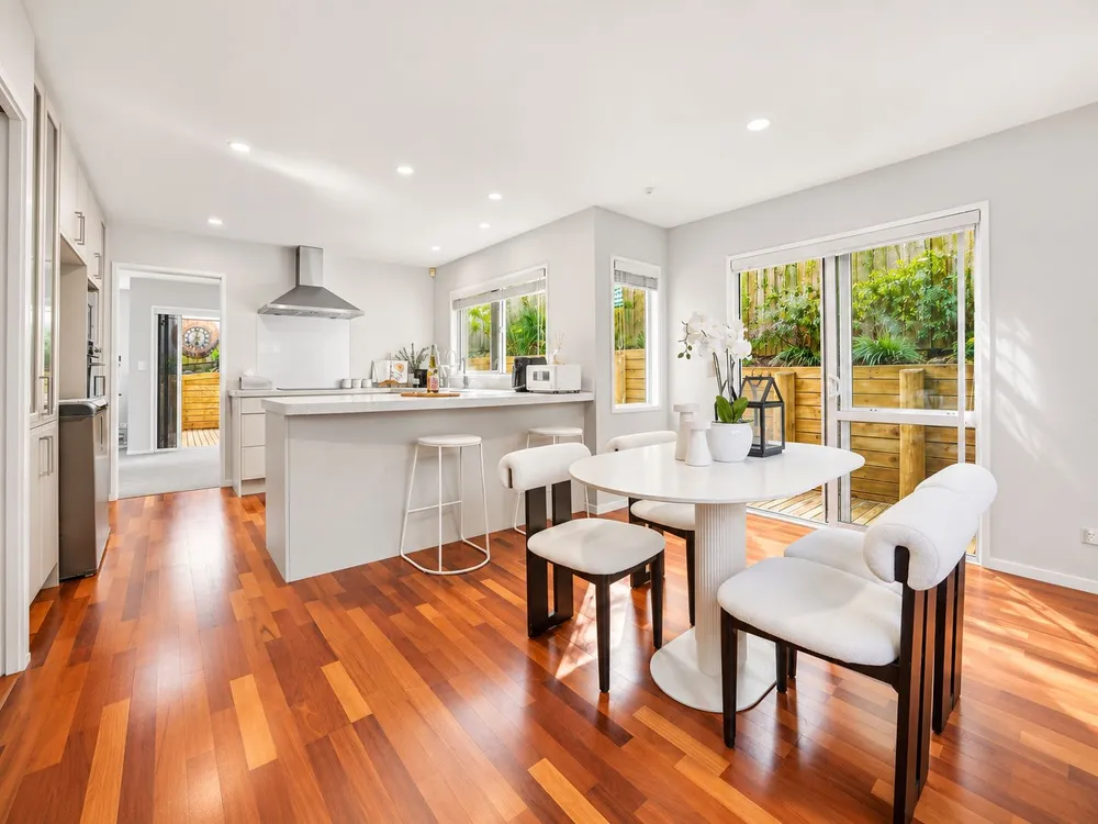 Photos of 49B Merriefield Avenue