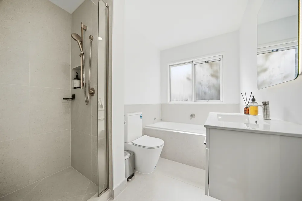 Photos of 49B Merriefield Avenue