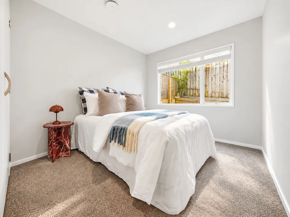 Photos of 49B Merriefield Avenue