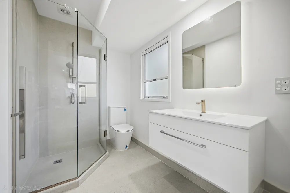 Photos of 49B Merriefield Avenue