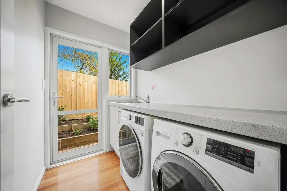 Photos of 49B Merriefield Avenue