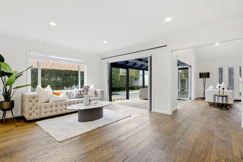 Photos of 1 Red Oak Place