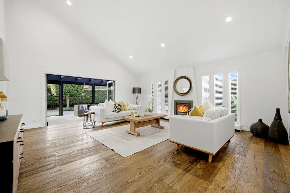 Photos of 1 Red Oak Place