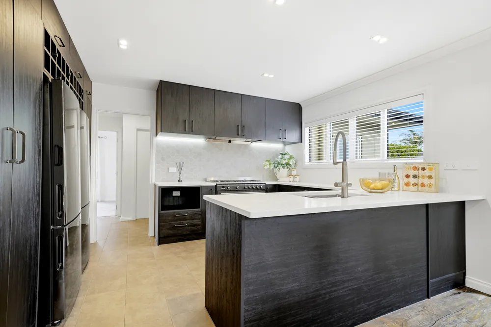 Photos of 1 Red Oak Place