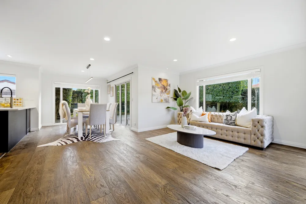 Photos of 1 Red Oak Place