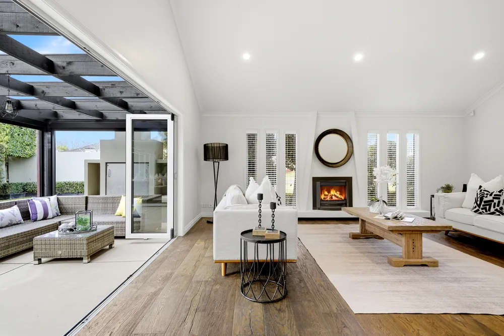 Photos of 1 Red Oak Place