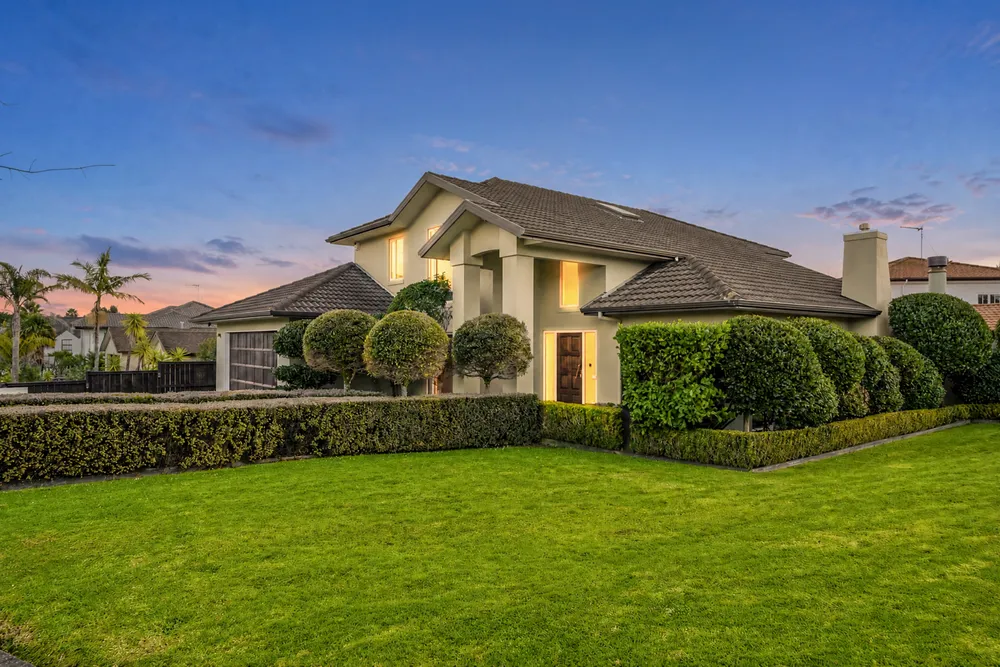 Photos of 1 Red Oak Place