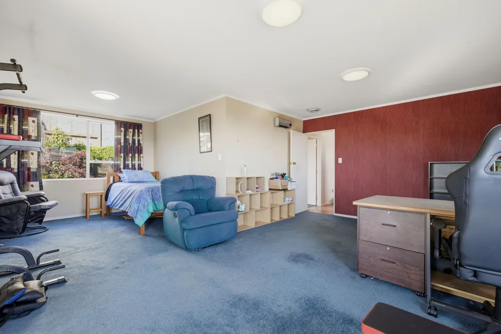 Photos of 33 Sherwood Street