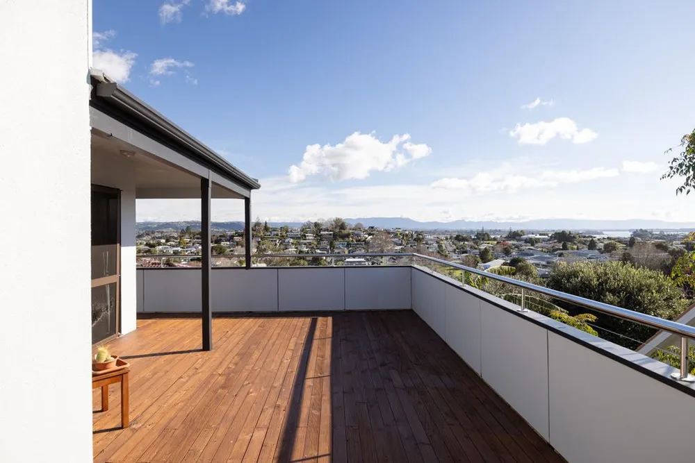 Photos of 33 Sherwood Street
