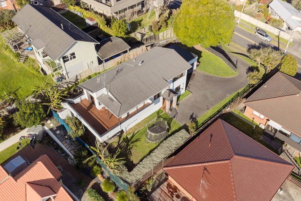 Photos of 33 Sherwood Street