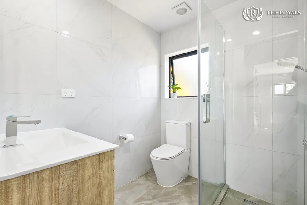 Photos of 37D Avis Avenue