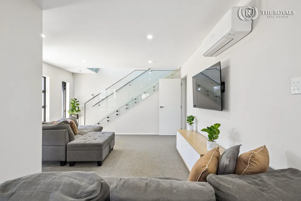 Photos of 37D Avis Avenue