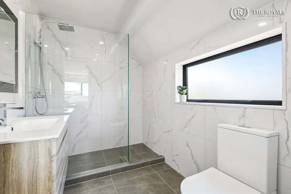 Photos of 37D Avis Avenue