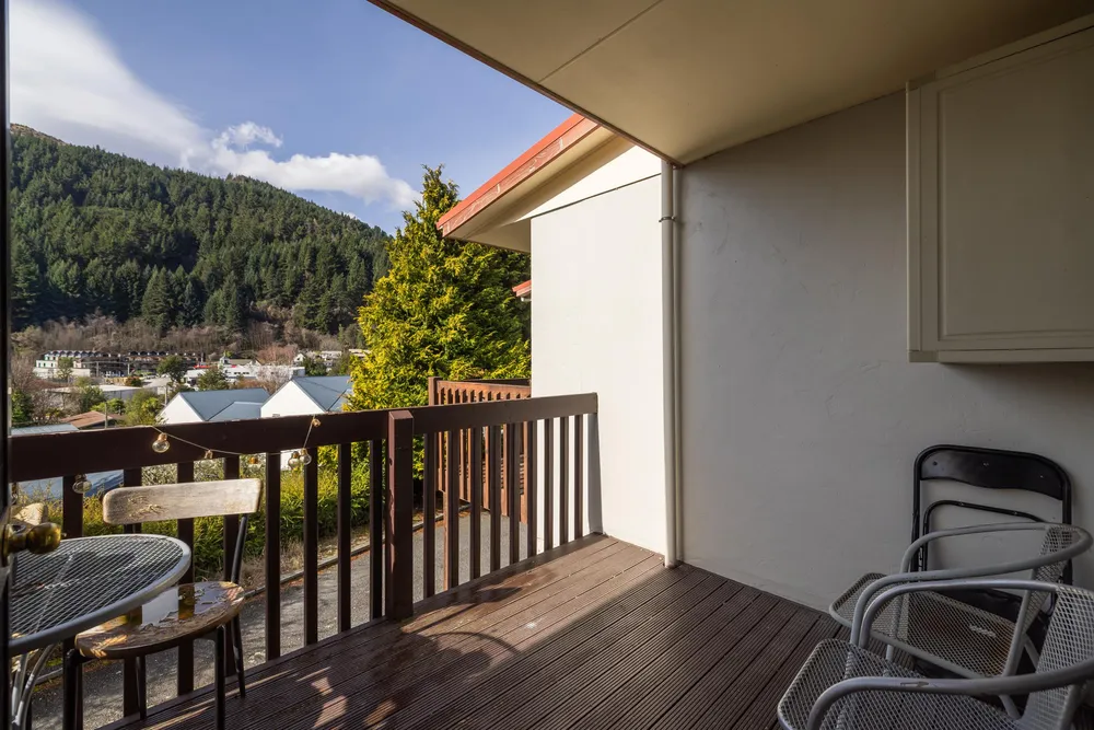 Photos of 8a Huff Street