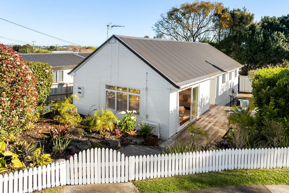 Photos of 2/4 Waiana Avenue
