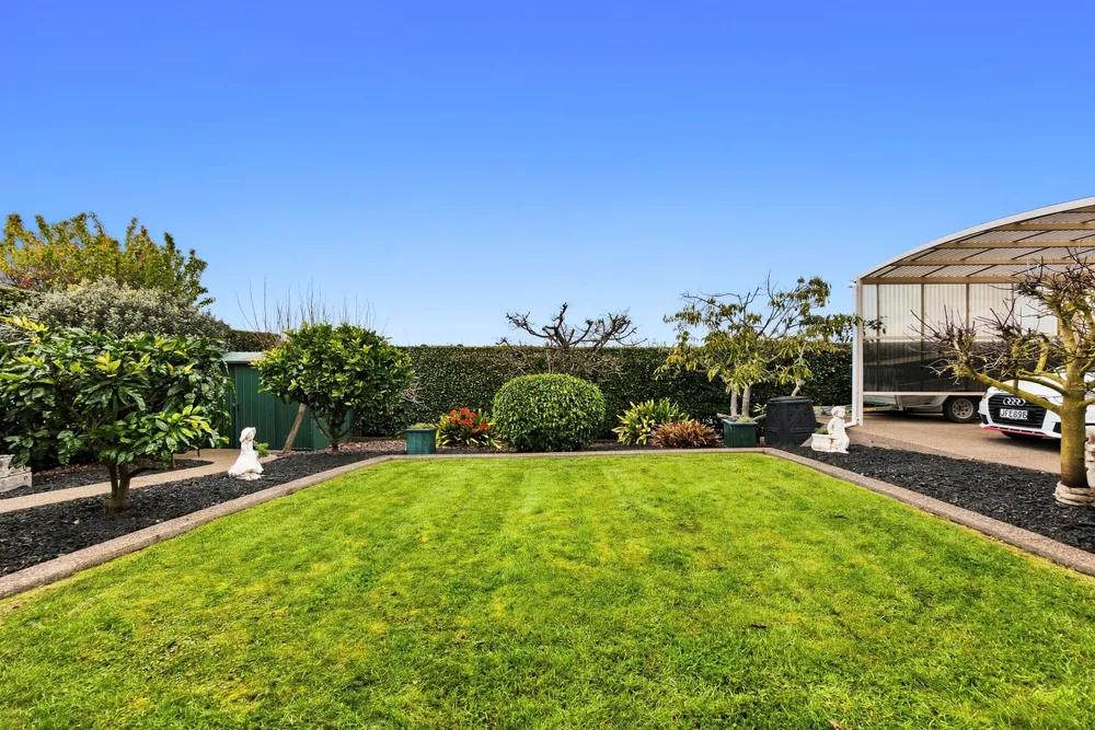 Photos of 32 Grace James Road