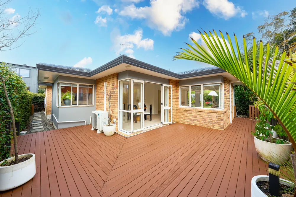 Photos of 2/9 Alma Road