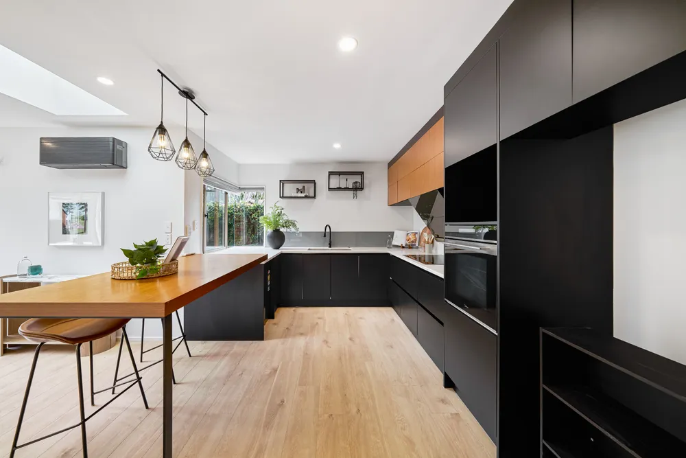 Photos of 2/9 Alma Road