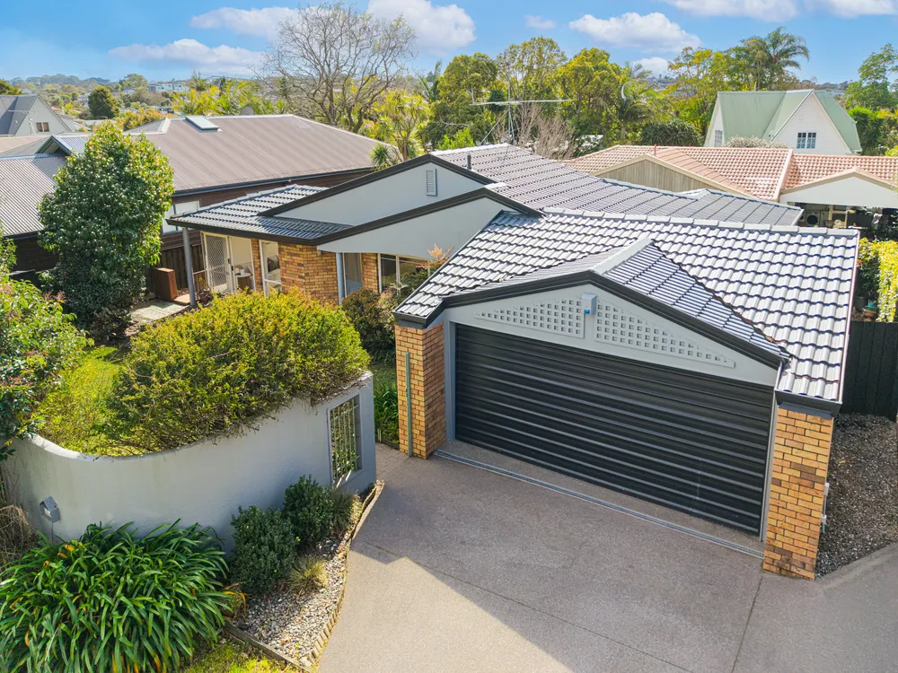 Photos of 2/9 Alma Road