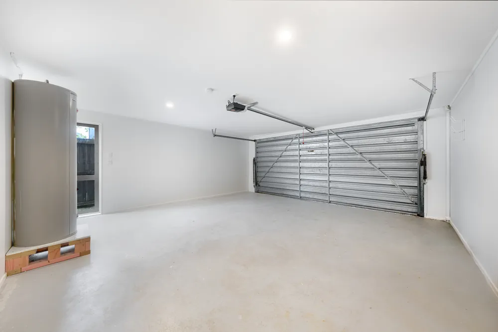 Photos of 2/9 Alma Road