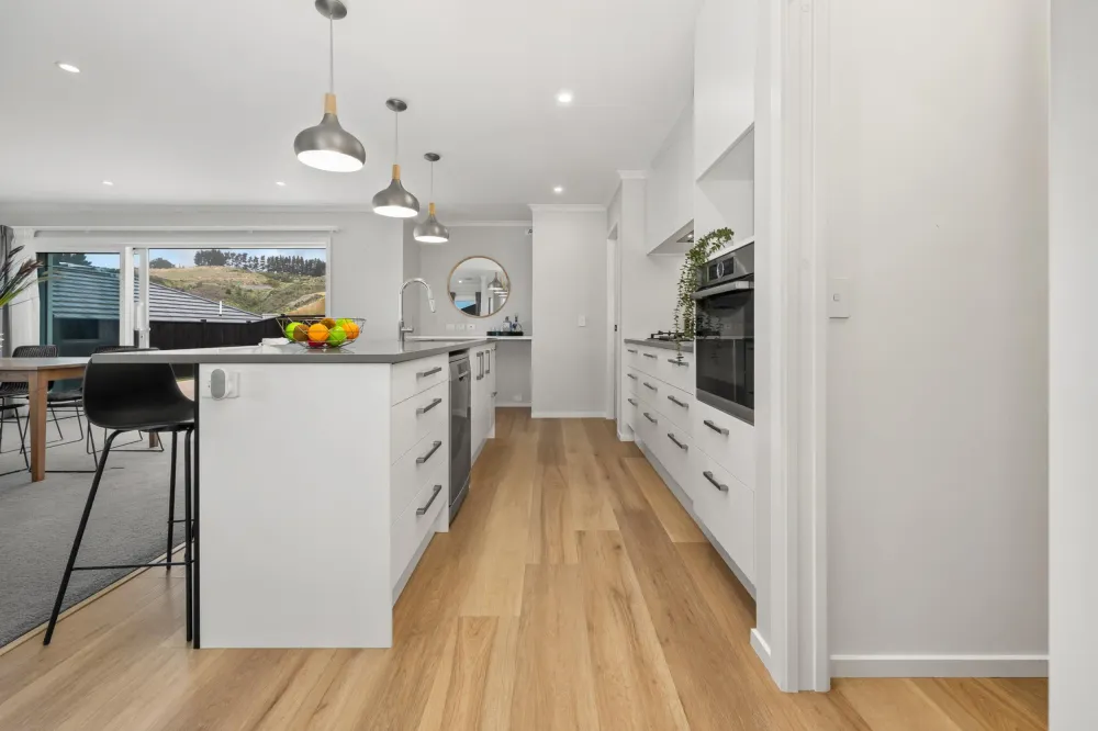 Photos of 10 Weatherdeck Close