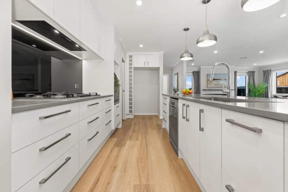 Photos of 10 Weatherdeck Close