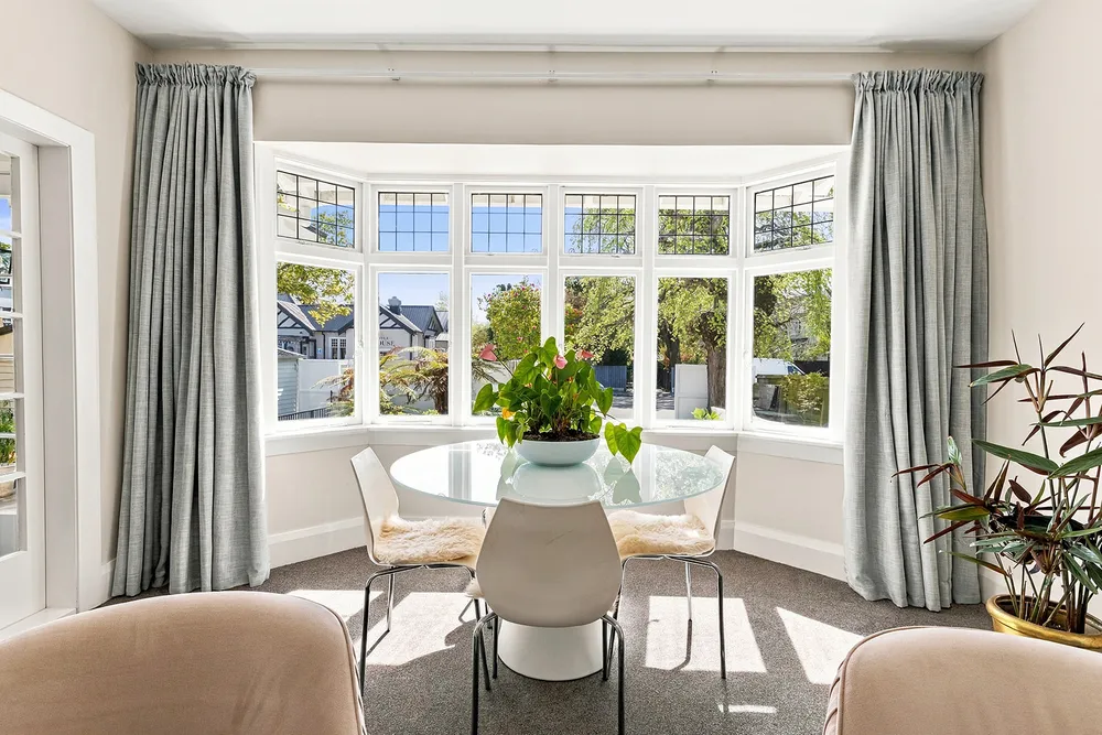Photos of 12 Saint Albans Street