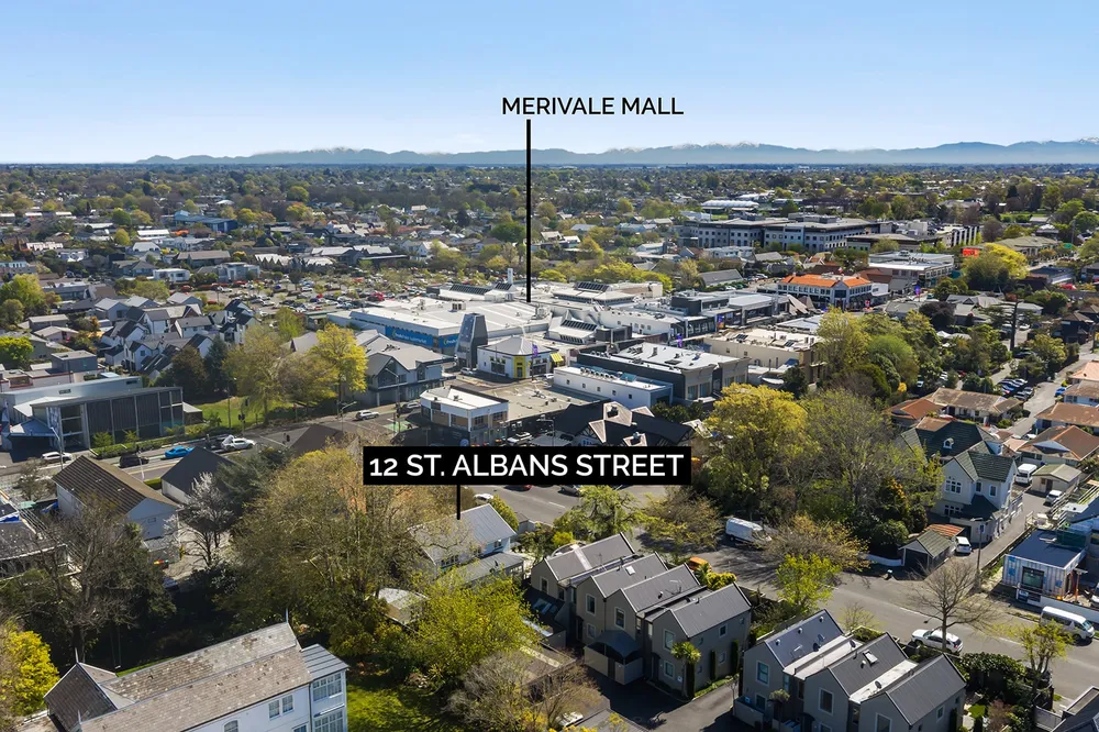 Photos of 12 Saint Albans Street