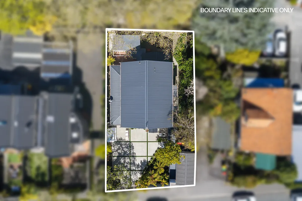 Photos of 12 Saint Albans Street