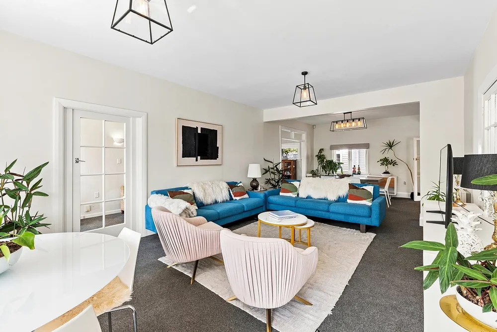 Photos of 12 Saint Albans Street