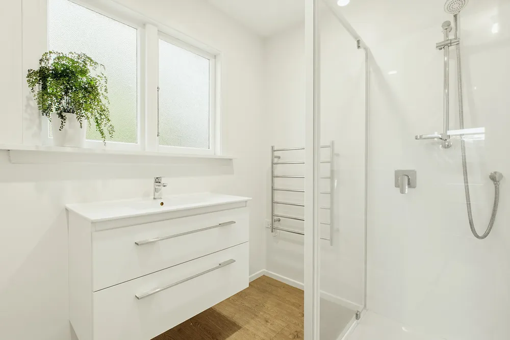 Photos of 12 Saint Albans Street