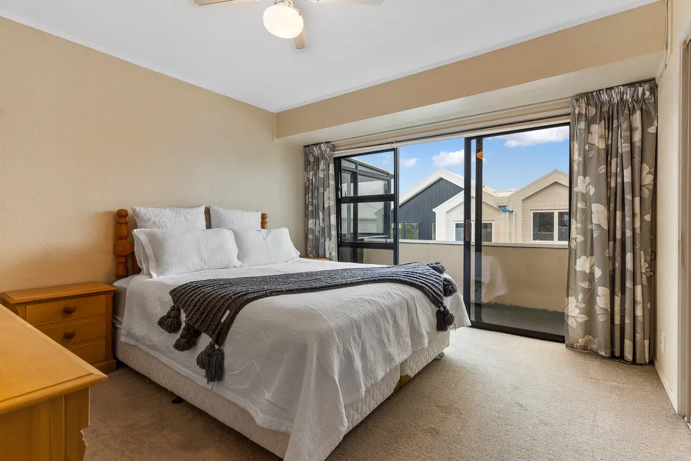 Photos of 2/18 Abercrombie Street