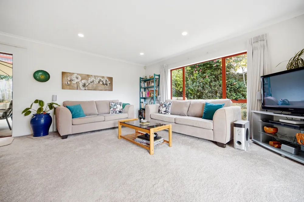 Photos of 60 Kate Sheppard Avenue