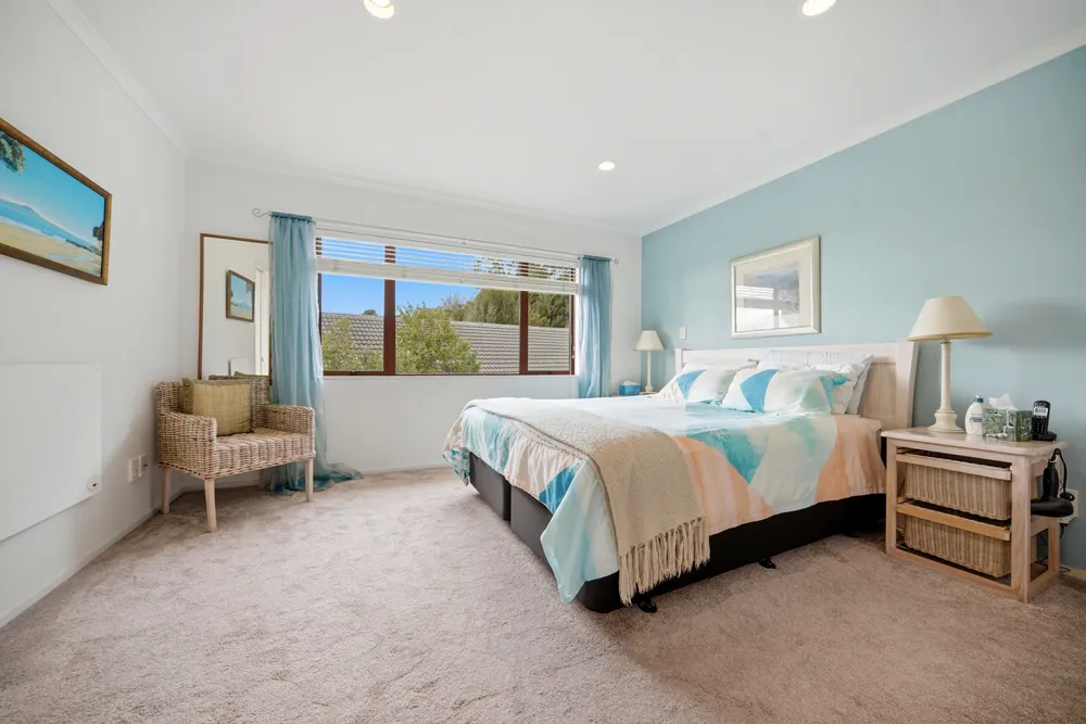 Photos of 60 Kate Sheppard Avenue