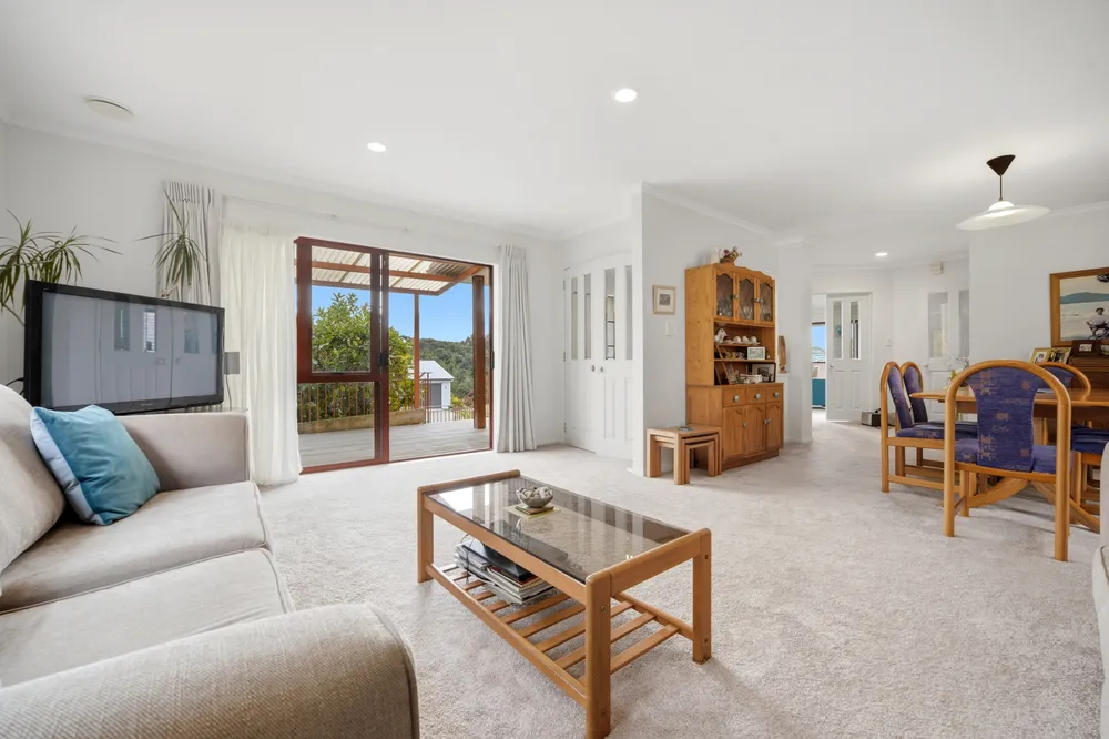 Photos of 60 Kate Sheppard Avenue