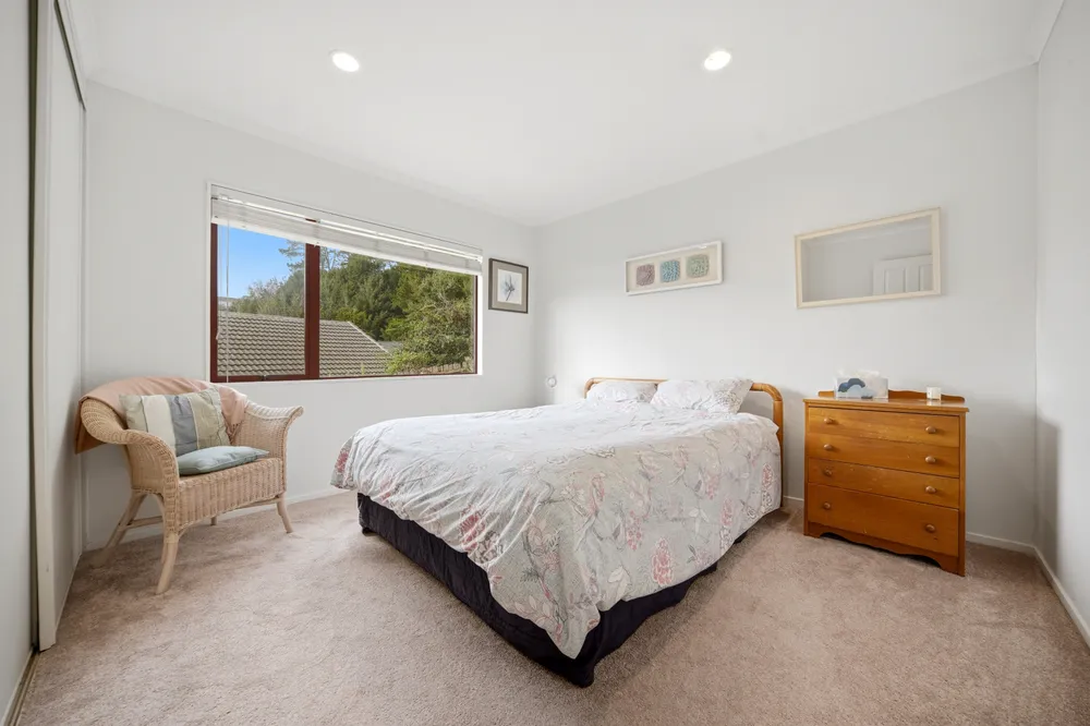 Photos of 60 Kate Sheppard Avenue