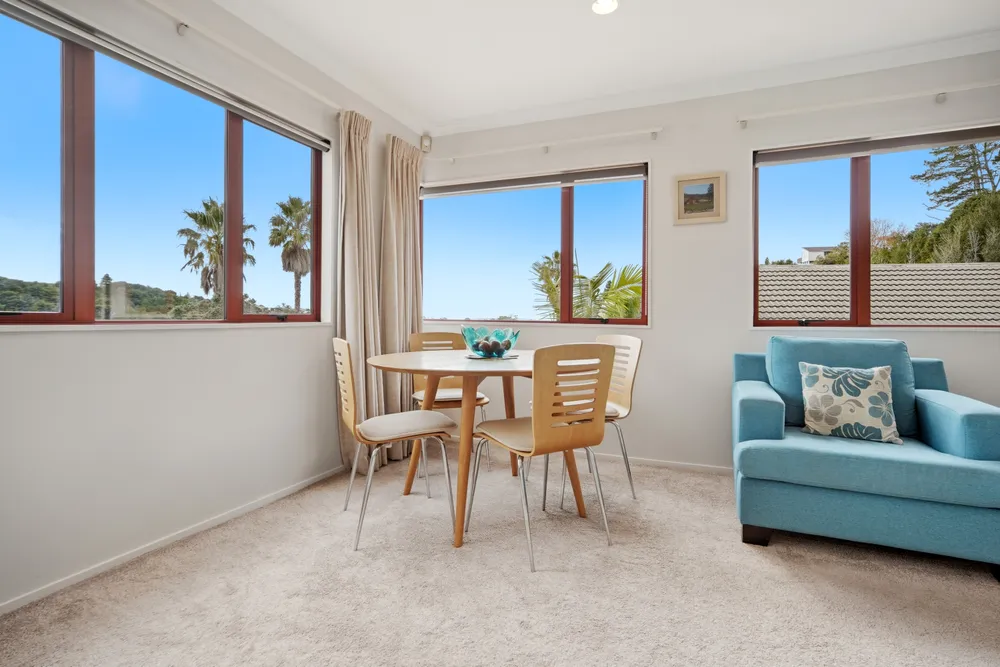 Photos of 60 Kate Sheppard Avenue