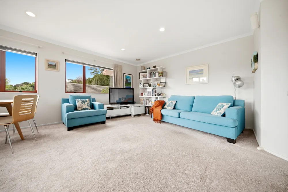 Photos of 60 Kate Sheppard Avenue