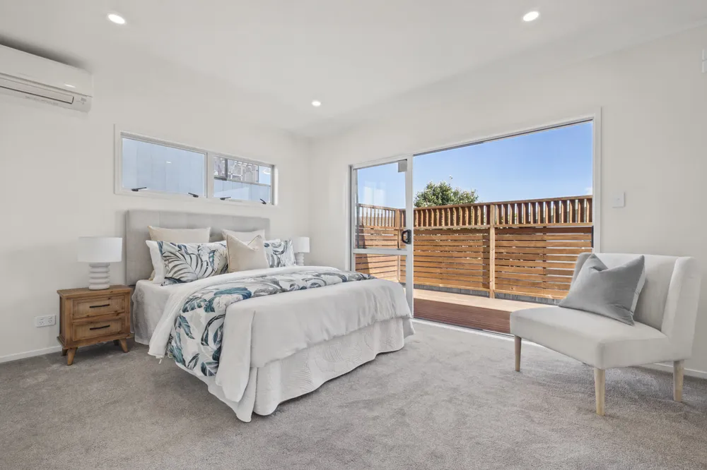Photos of 10 Juliet Avenue