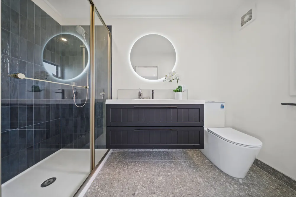 Photos of 10 Juliet Avenue