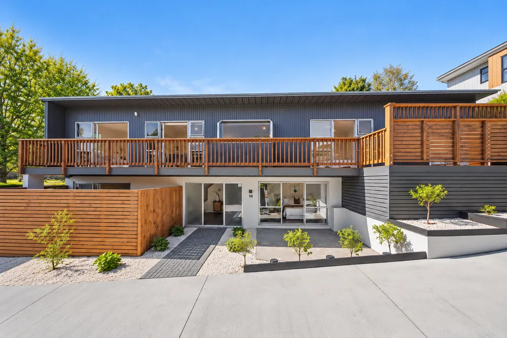 Photos of 10 Juliet Avenue
