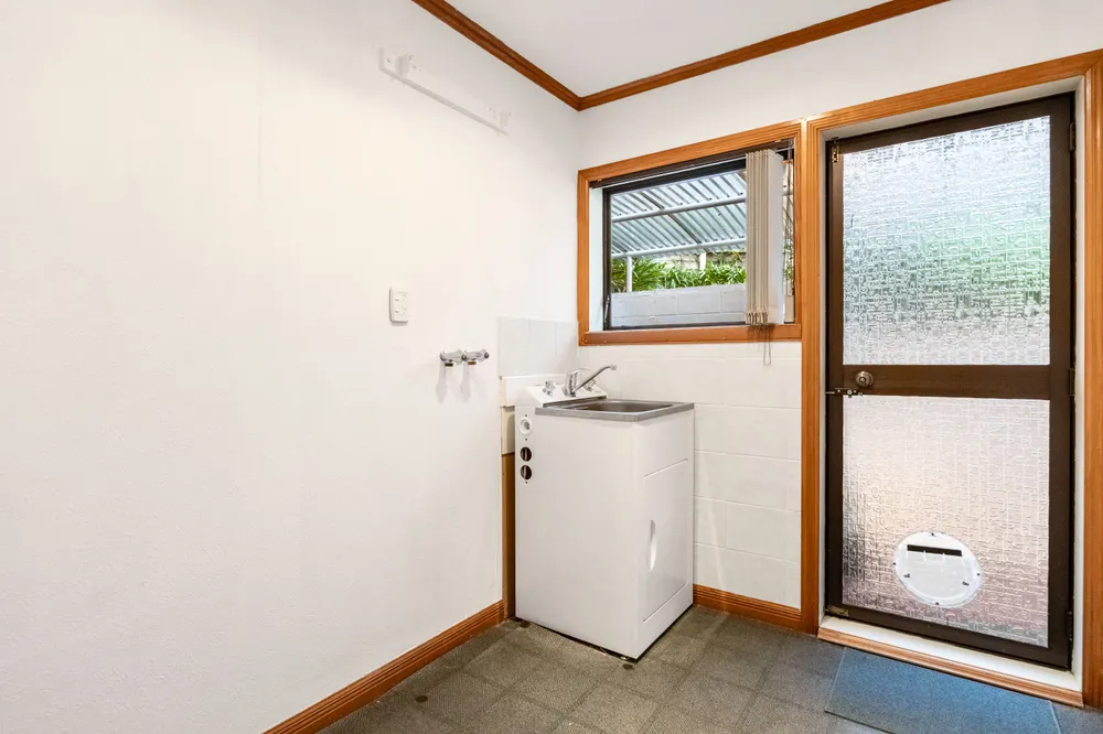 Photos of 15 Da Vinci Place